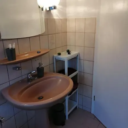 Apartment Schoene 80qm Fuer Bis Zu 4 Gaeste. Patti *
