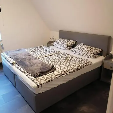 Schoene 80qm Fuer Bis Zu 4 Gaeste. Patti